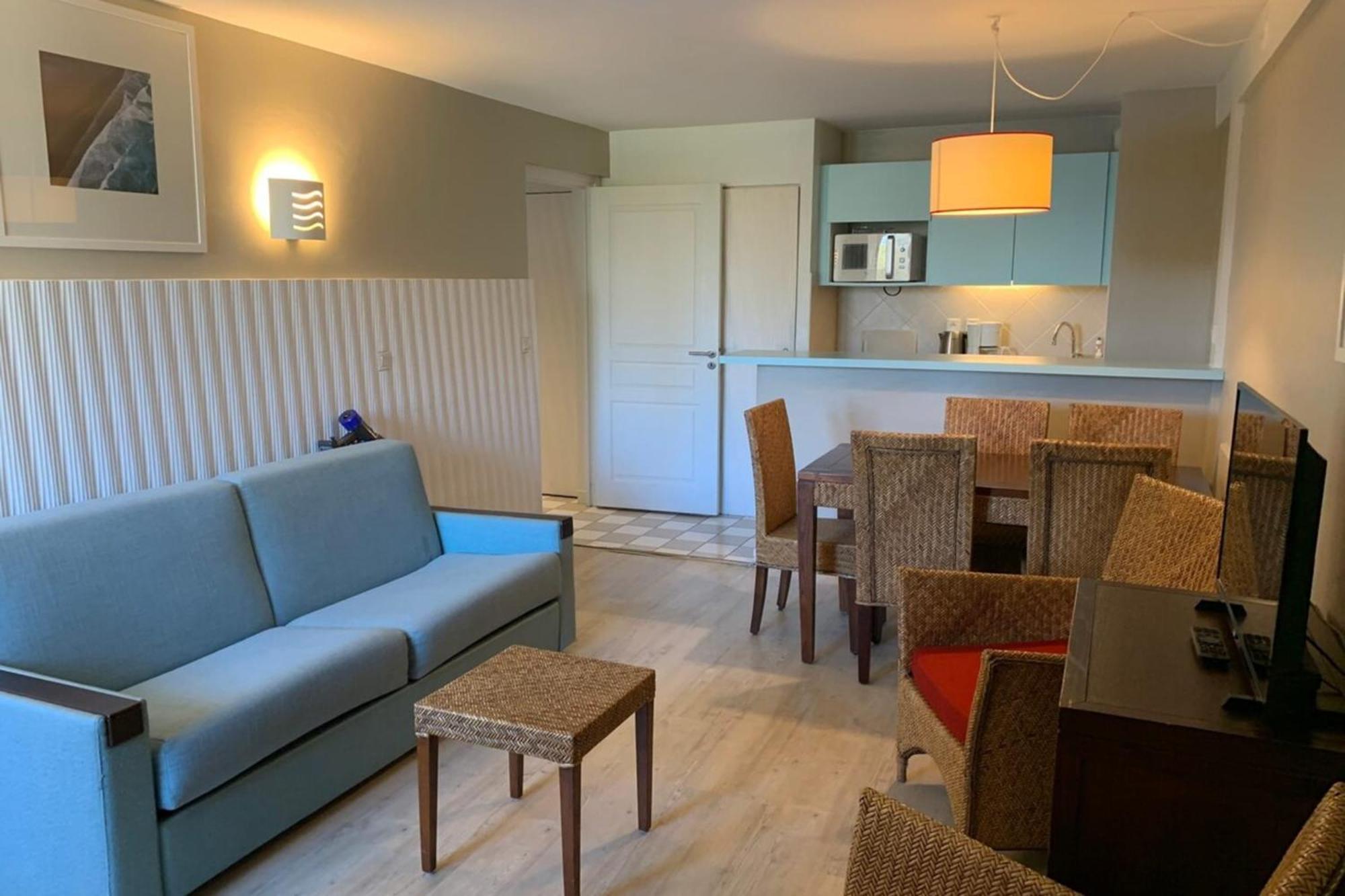 Appartement 5-person Flat With Swimming Pool Tennis Court And Private Parking 236